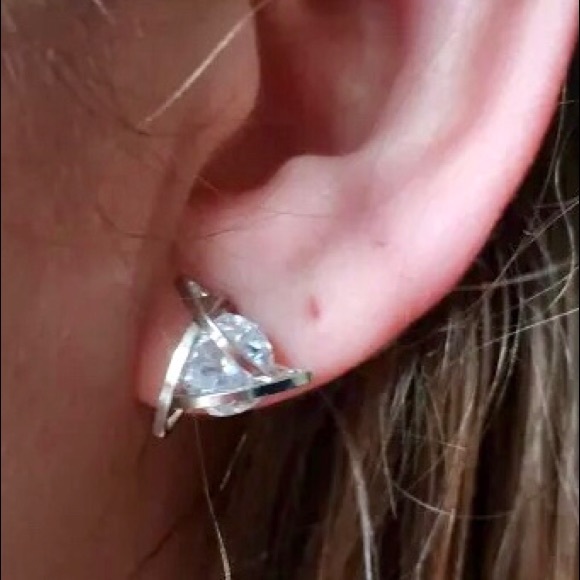 COPY - Triangle Zircon Stud Earring - Picture 5 of 12